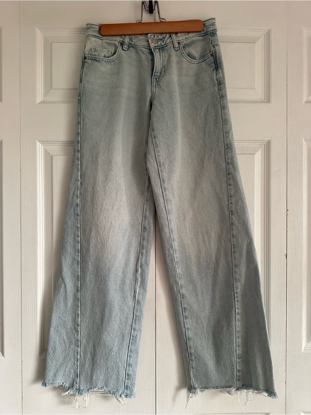 PacSun Light Blue Low-Rise Wide Leg Baggy Jeans